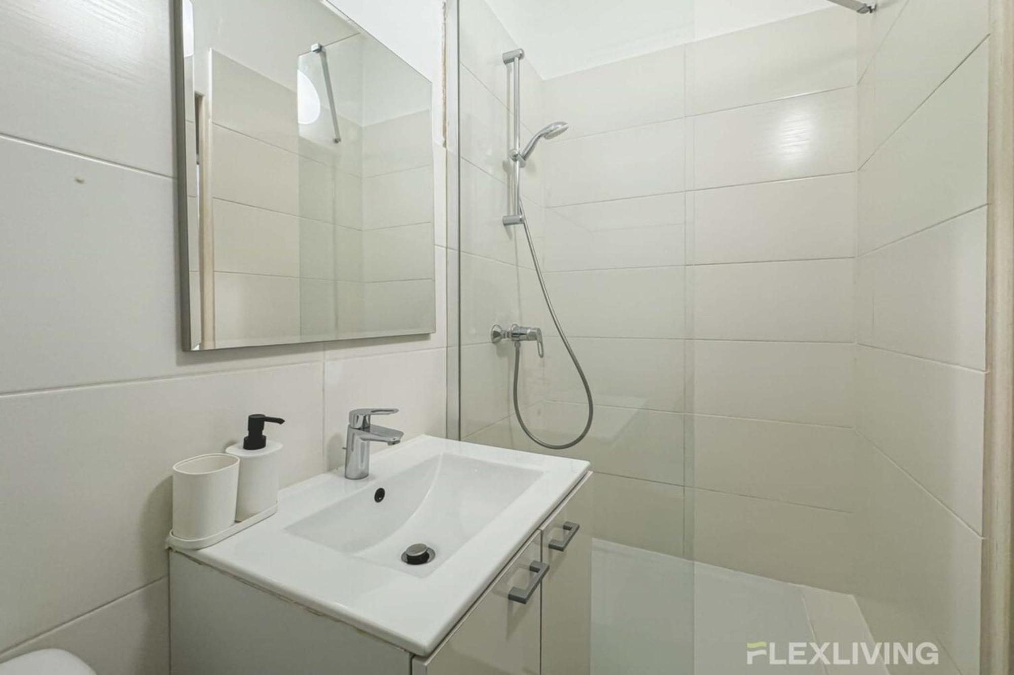 Holiday home Flexliving - - Mesnil Paris